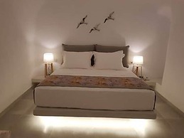 Adamant Suites