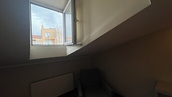 Tulip House
