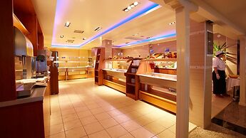 Hanioti Grandotel Hotel