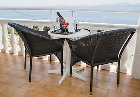 Pantokrator Hotel