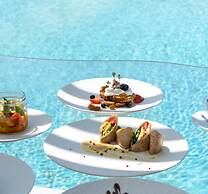 Mykonos Bay Resort & Villas