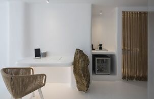 Mykonos Bay Resort & Villas