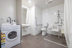 MainStay Suites Mackay