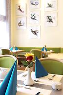 Melarose Feng Shui Hotel