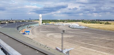 Melarose Feng Shui Hotel