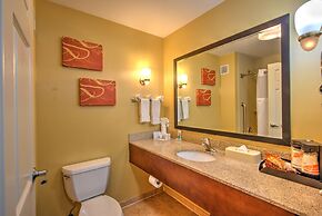 Comfort Suites Urbana Champaign, University Area