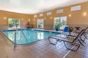 Comfort Suites Urbana Champaign, University Area