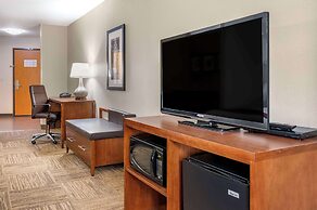 Comfort Suites Urbana Champaign, University Area