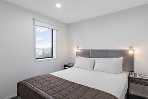 Nesuto St Martins Apartment Hotel