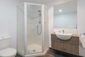 Nesuto St Martins Apartment Hotel