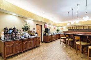 Comfort Suites Salina South