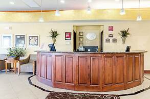 Comfort Suites Salina South