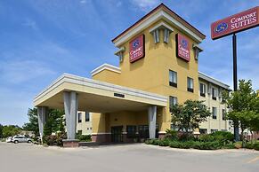 Comfort Suites Salina South