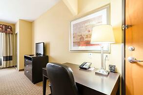 Comfort Suites Salina South