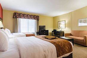 Comfort Suites Salina South