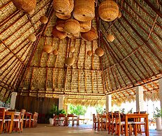 Hotel Marina Resort & Beach Club