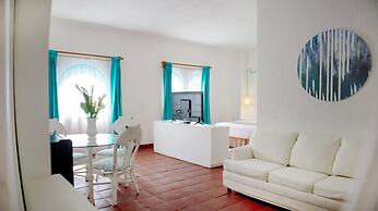 Hotel Marina Resort & Beach Club