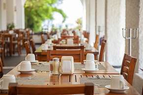 Hotel Marina Resort & Beach Club