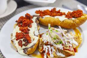 Hotel Marina Resort & Beach Club