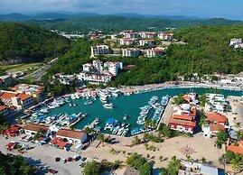 Hotel Marina Resort & Beach Club