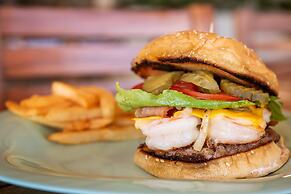 Hotel Marina Resort & Beach Club