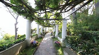 Palazzo Tritone & Abagnale