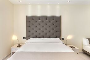 Palazzo Tritone & Abagnale