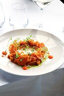 L'Ermitage Hôtel Cuisine-à-Manger