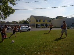 Jonathan Edwards Motel