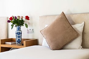 Lancaster Court Hotel