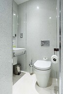 Lancaster Court Hotel