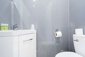 Lancaster Court Hotel