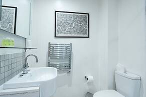 Lancaster Court Hotel