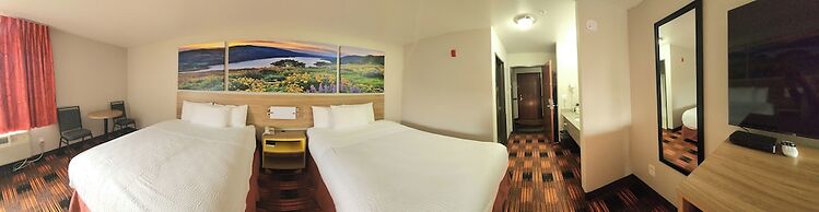 Days Inn by Wyndham Lumberton
