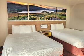 Days Inn by Wyndham Lumberton