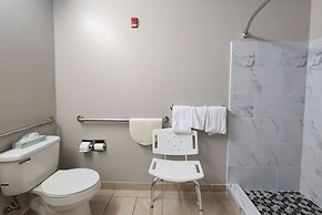 Days Inn by Wyndham Lumberton