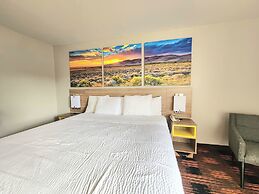 Days Inn by Wyndham Lumberton