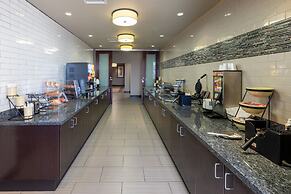 La Quinta Inn & Suites by Wyndham Dallas - Hutchins