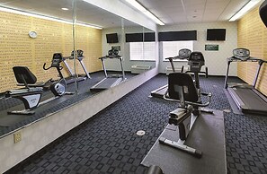 La Quinta Inn & Suites by Wyndham Dallas - Hutchins