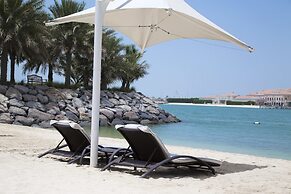 Traders Hotel, Qaryat Al Beri