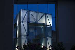 Traders Hotel, Qaryat Al Beri