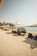 Traders Hotel, Qaryat Al Beri