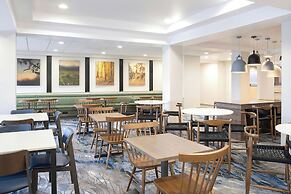 Fairfield Inn & Suites by Marriott Buffalo Airport