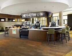 Courtyard by Marriott San Antonio Six Flags at The Rim