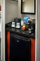 Courtyard by Marriott San Antonio Six Flags at The Rim