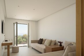 Galaxy Suites Boutique Resort