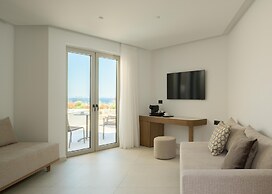 Galaxy Suites Boutique Resort