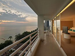 Pullman Pattaya Hotel G