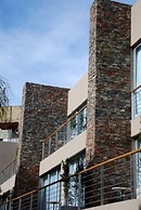 San Isidro Plaza Hotel