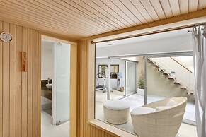 San Isidro Plaza Hotel